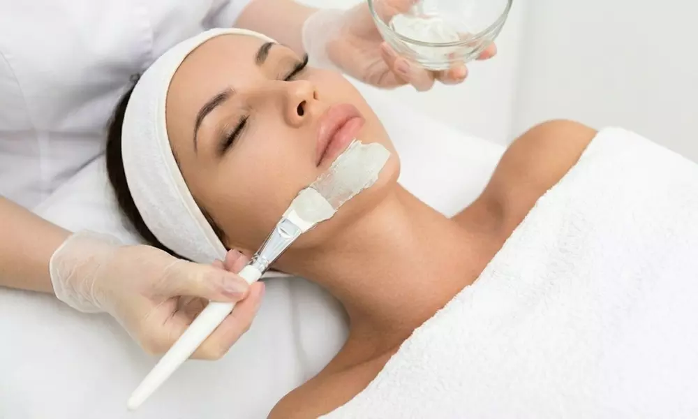 Refresh Your Skin w/  a 60-minute Hydrafacial session With Led Therapy