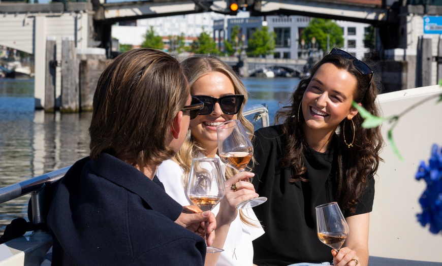 Image 8: Beleef een privé boottocht door de betoverende grachten van Amsterdam