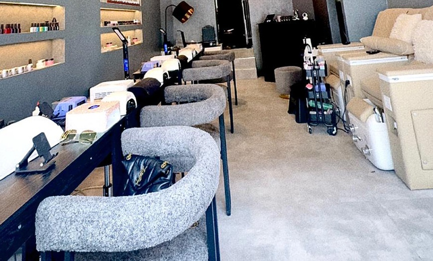 Image 4: Langanhaltende Nägel mit Shellack, Hartgel oder veganem Gel 