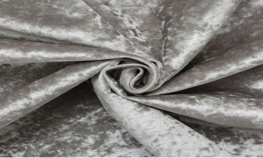 Image 6: Houston Bed Frame, Elegant Crushed Velvet or Plush Fabric