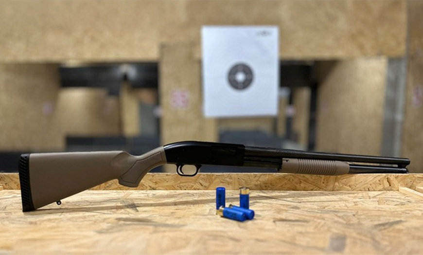 Image 7: Godzina emocji na krytej strzelnicy: wynajęcie toru na 1 godz.