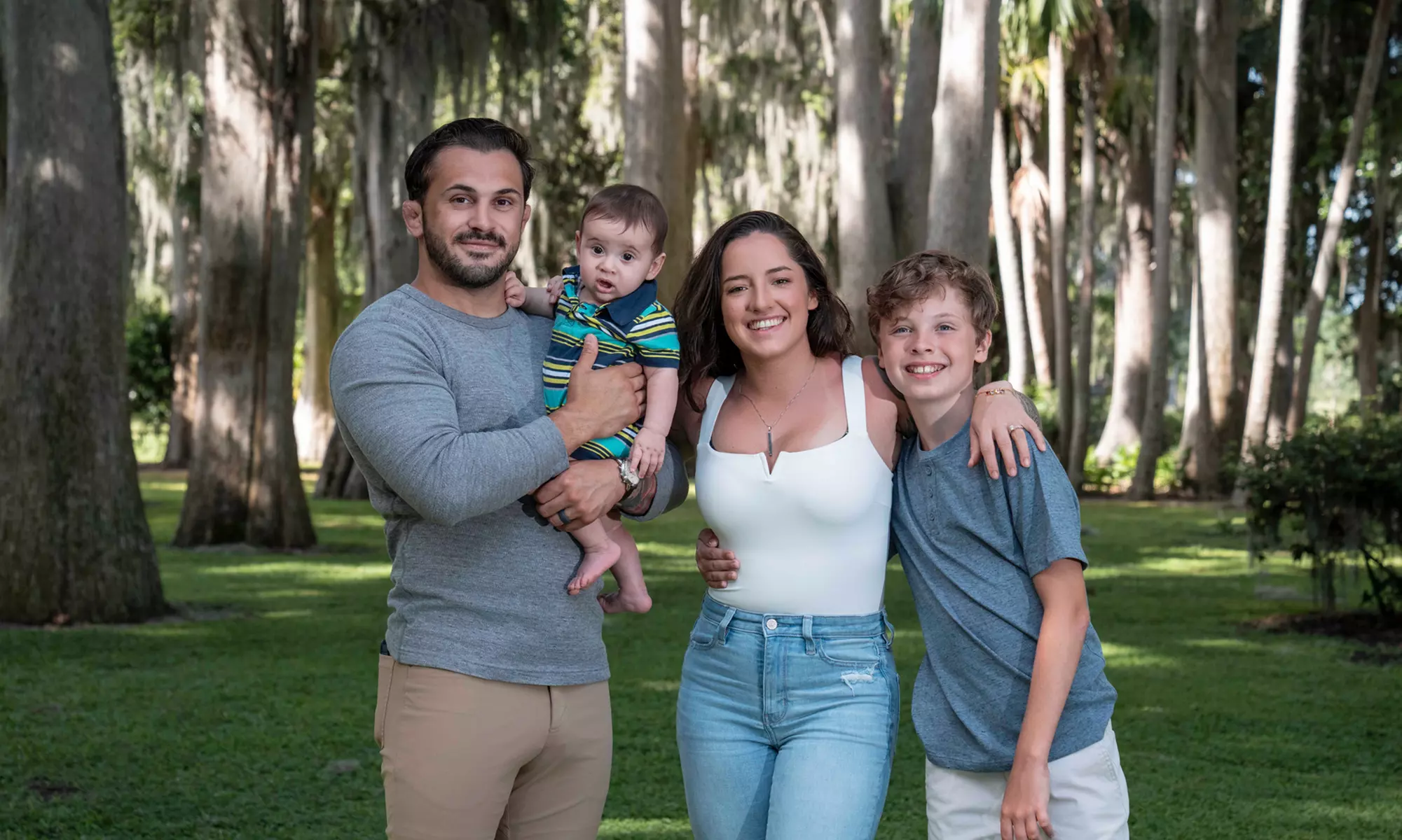 30 or 60-Min Outdoor Photo Shoot for Family, Engagement & More
