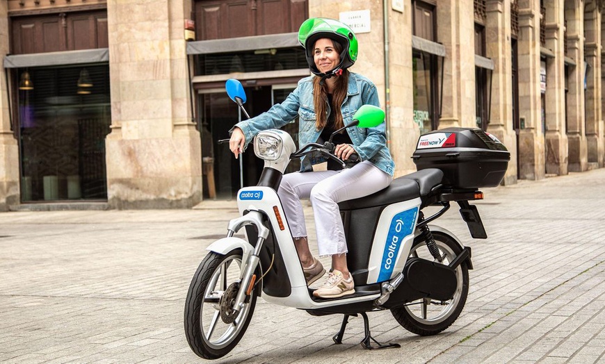 Image 2: Alquiler de moto