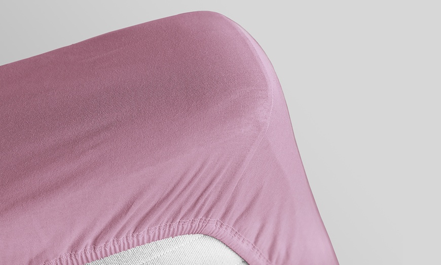 Image 12: Lenzuolo sotto con angoli in microfibra Made in Italy