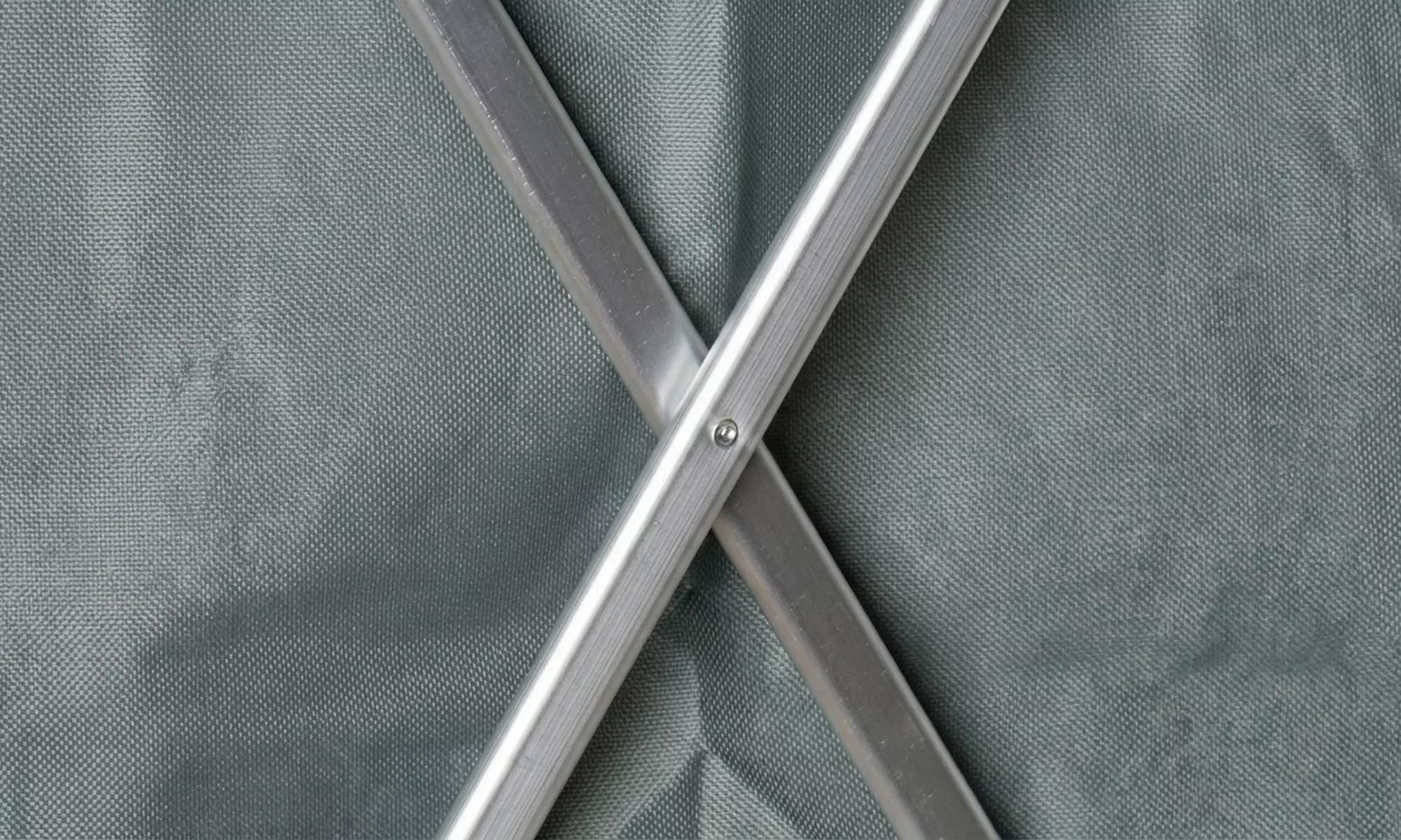 Panier à linge avec trois compartiments pour le tri