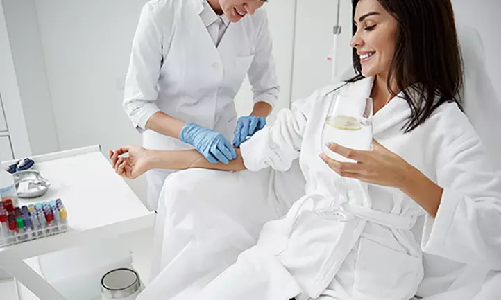 45 Minutes Immunity Boost IV, Inner Beauty IV, Or Snow Bright Therapy