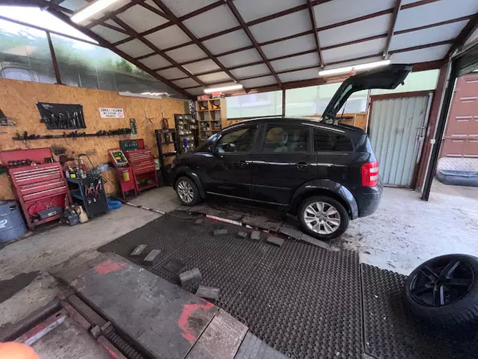 Kompleksowy serwis klimatyzacji z uzupełnieniem czynnika