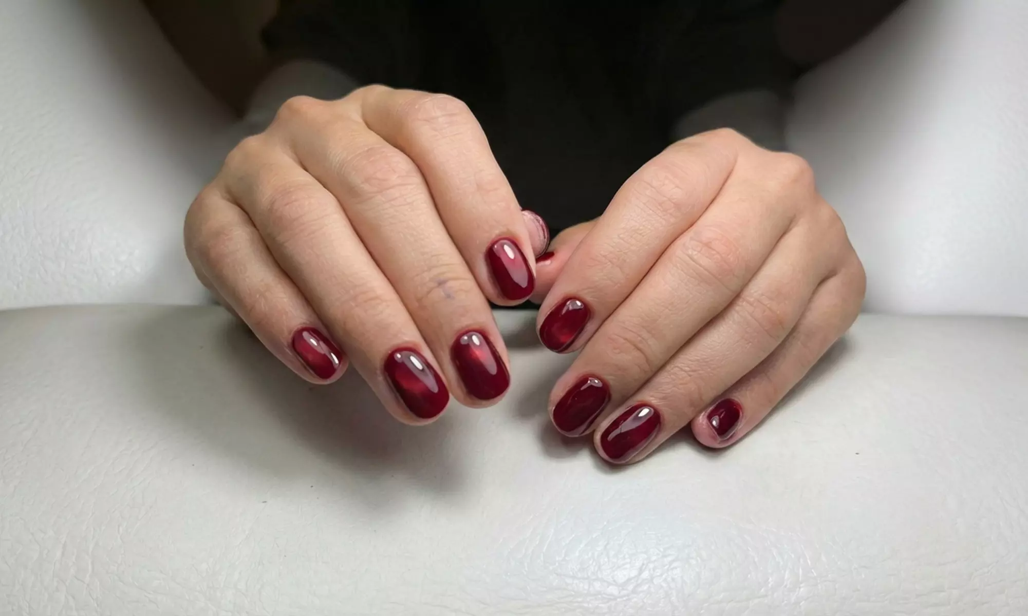 Manicura y/o pedicura con opción a puesta de uñas con gel o acrílico
