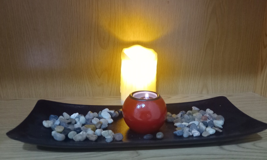 Image 6: Masaje relajante con piedras calientes de 30, 45 o 60 minutos 