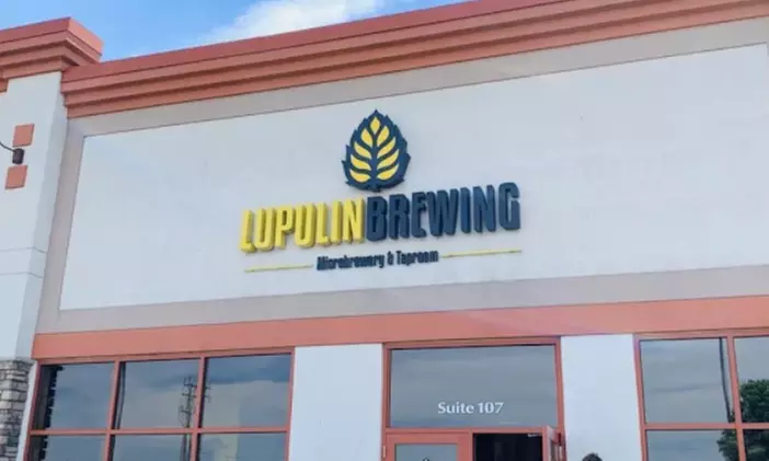 Lupulin Brewing Offers a Flight of 6 Beers for One, Two, or Four People(Up to 48% Off)