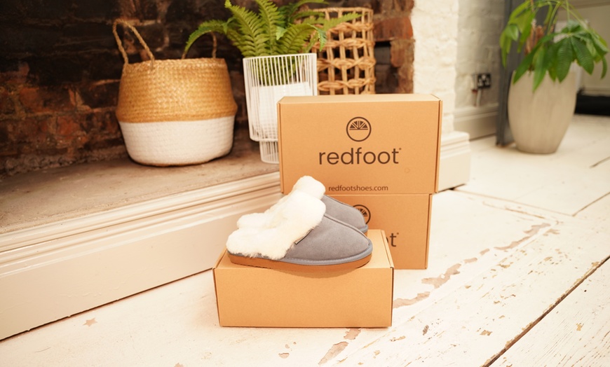 Image 28: Redfoot Ladies Sheepskin Slippers