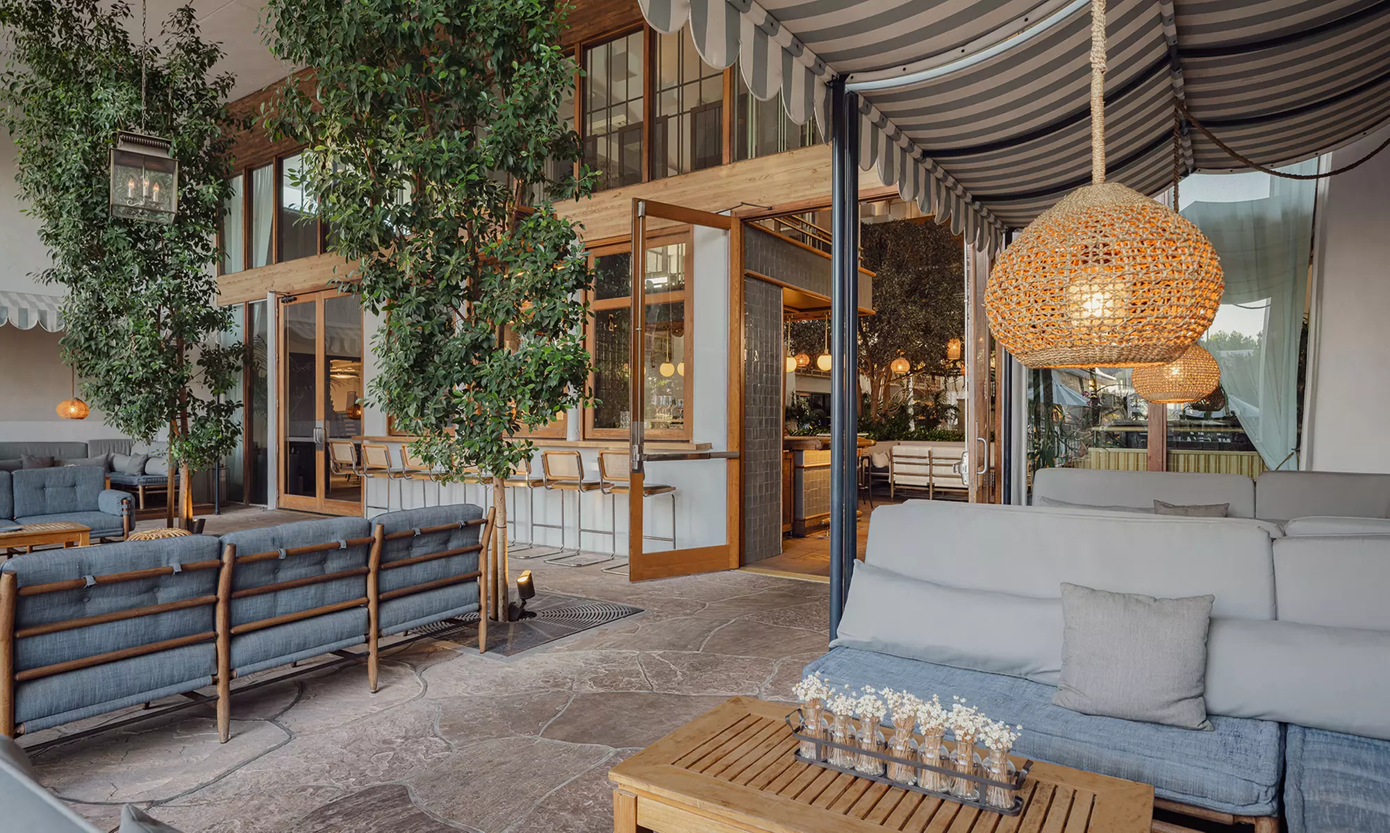 Stay at 4-star The Scott Resort & Spa in Scottsdale, AZ. Indulge in a Day by the Pool or Treat Yourself to a Spa Day!