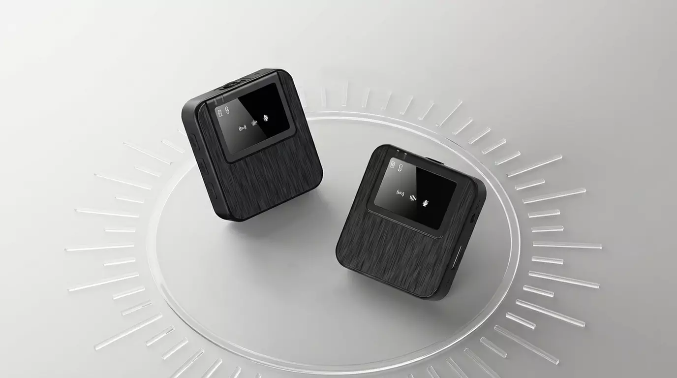 3-in-1 Professional Wireless Lavalier Microphone - Noise Cancelling Mic