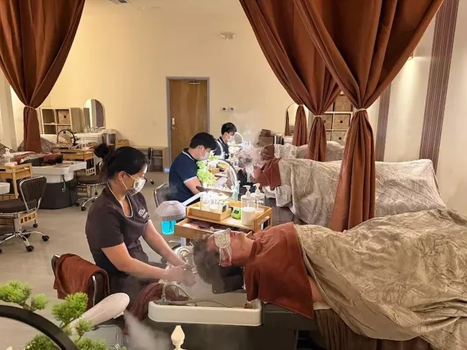 Ultimate Head Spa Treatment for One Person or Couples