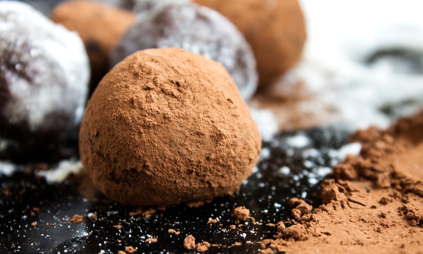 Image 5: Chocolate-Making Classes