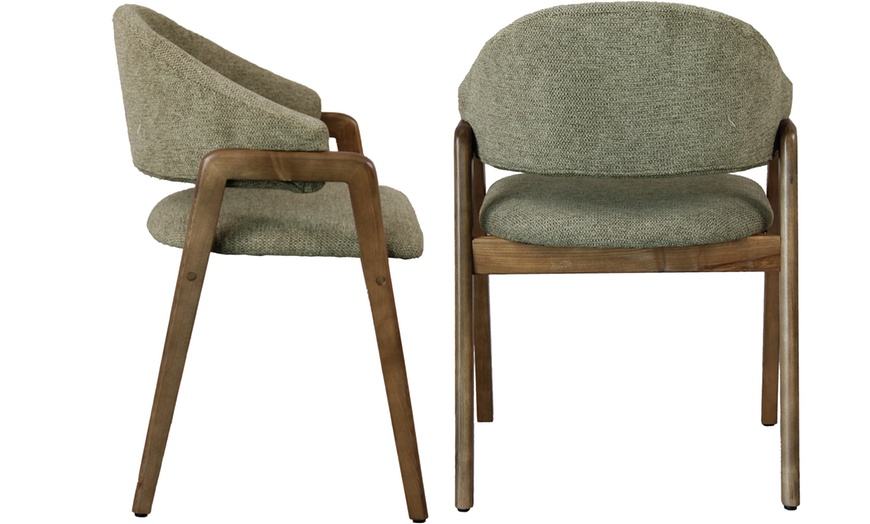 Image 34: Sillas de comedor tapizadas con patas de madera Woolden, de Doosense