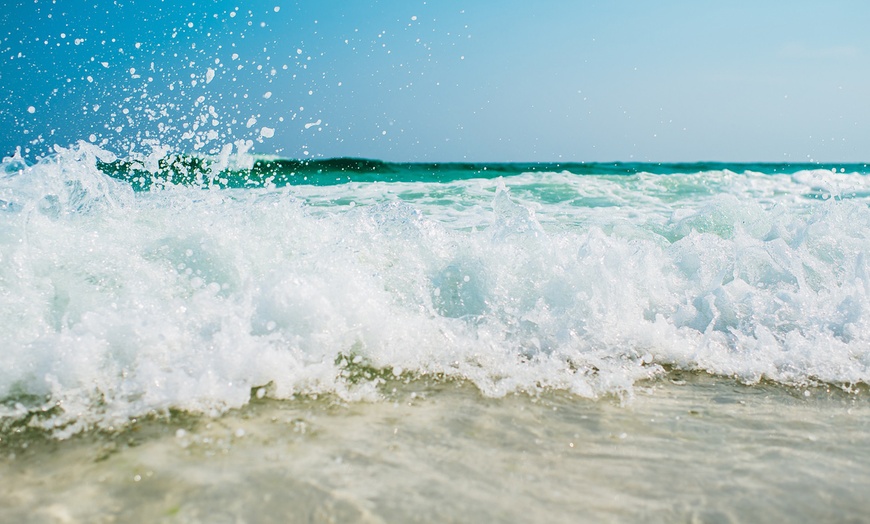 Image 9: Sables-d'Olonne : chambre Supérieure avec pdj, spa et modelage