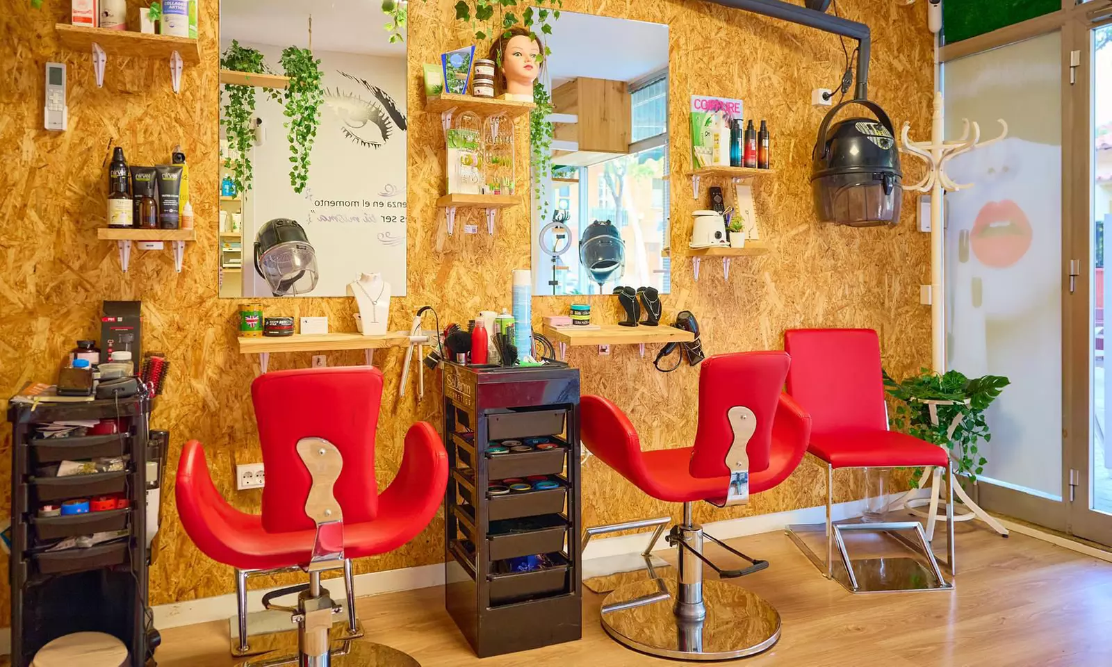 Limpieza facial profunda con tratamientos adicionales a elegir para 1