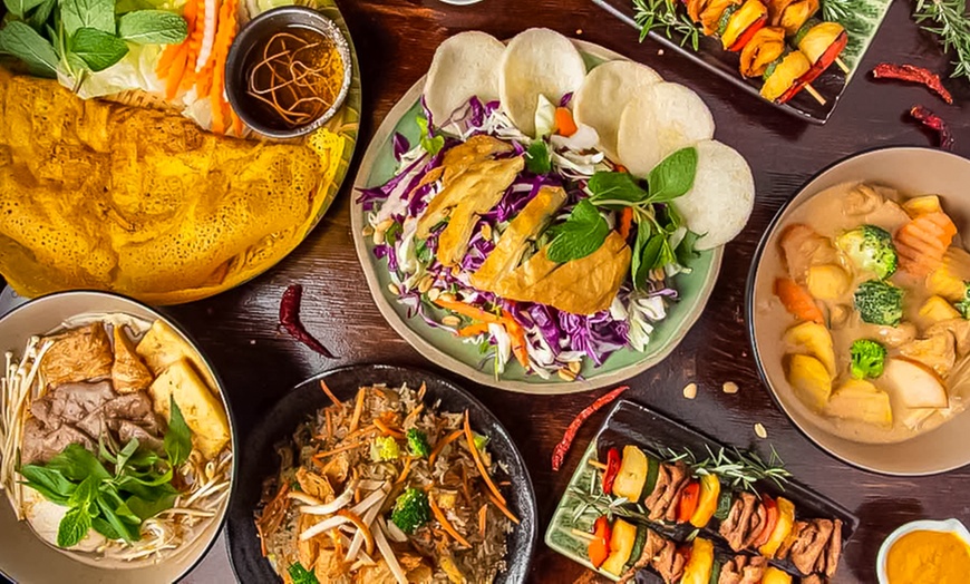 Image 2: Vegan Feast for 1, 2, or 4 with Entrees, Mains & Drinks