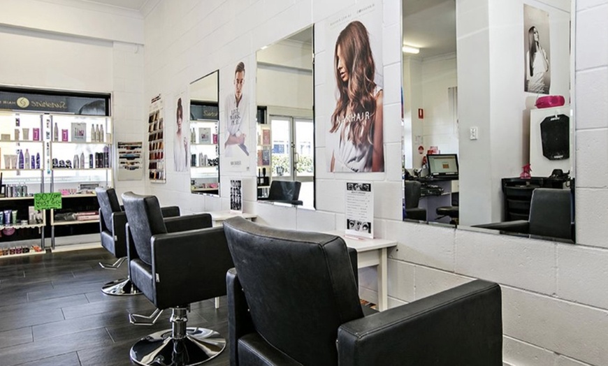 Image 4: Elevate with Hair Styling Package with Optional Half-Head of Foils 