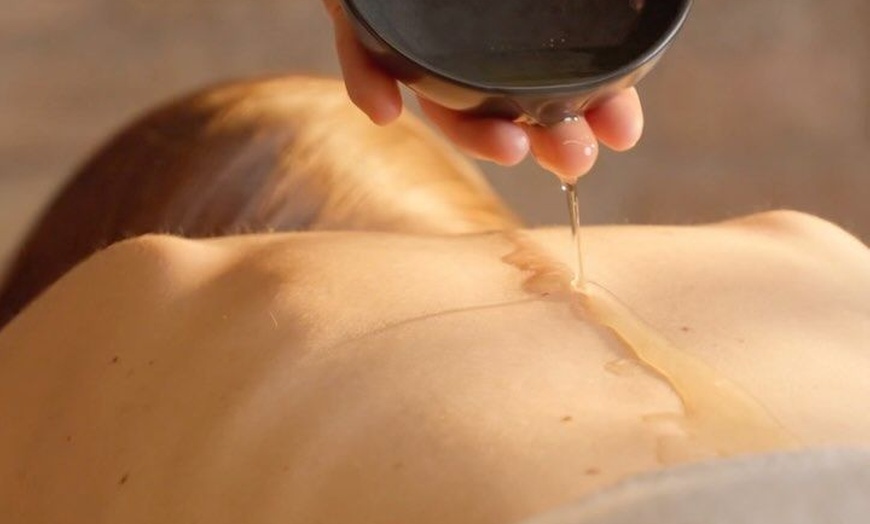 Image 2: 30- or 60-Minute Deep Tissue or Sports Massage by Certified Therapists