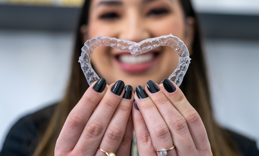 Image 3: Perfect Smile w/ Invisalign Consult, all Necessary X-Rays & 3D Scan of Your Teeth @Zara Consult(Up to 56%Off)

