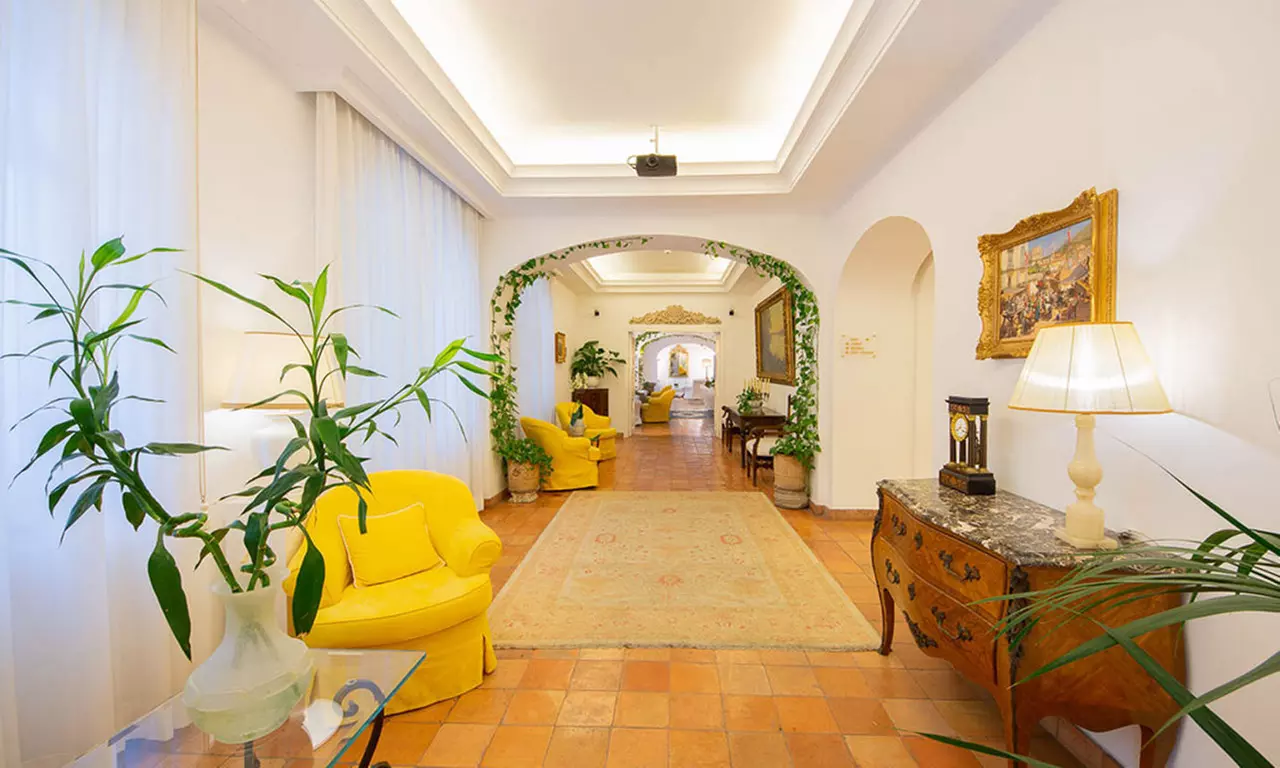 Costiera Amalfitana 4*: camera Classic con trattamento a scelta e Spa