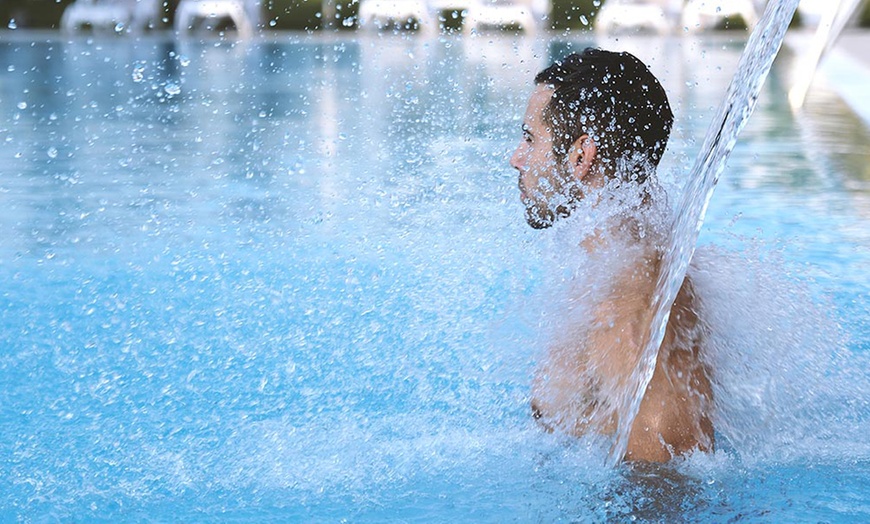 Image 8: Experiencia de lujo para 2 en el circuito spa del Granada Palace