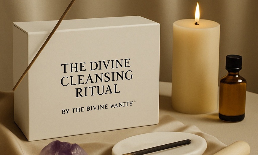 Image 2: Discover Tarot Card Reading, Healing Session or Tarot Reading Party