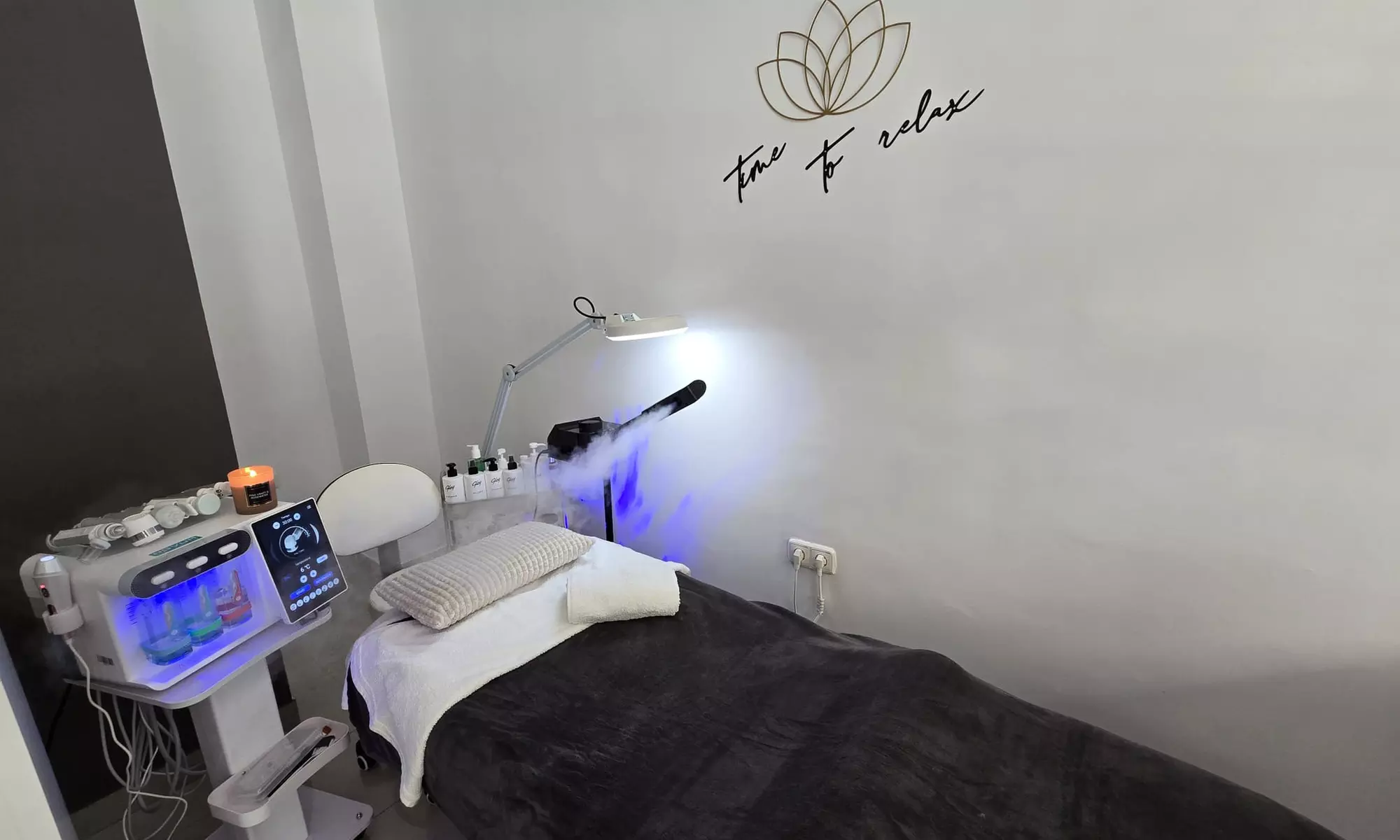 Limpieza facial, Hydrafacial o Premium con kobido y máscara led/oro