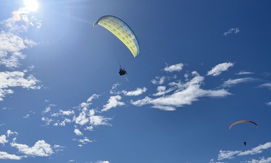 Image 3: Vuelo biplaza en parapente para 1 o 2 personas con Parapente Airean