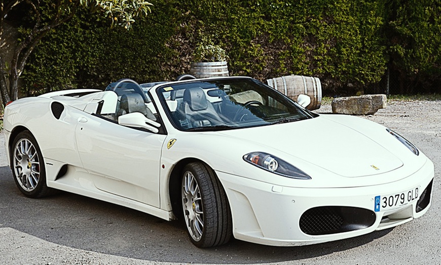 Image 8: Experiencia de conducción de coche deportivo con distancia a elegir