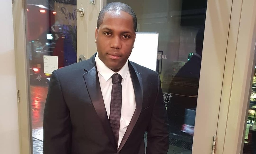 Image 6: Black Tie Gala – Celebrate Sagittarius with Prosecco, 3 Courses & Fun