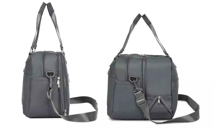 Image 4: 20L Expandable Travel Duffel Bag with Wet-Dry Compartment 