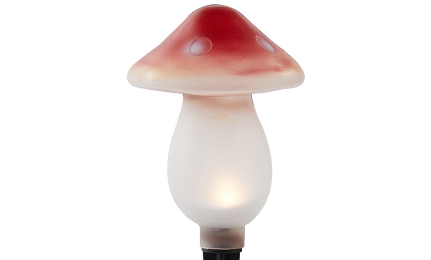 Image 8: Set of Three or Six Warm White Solar Mushroom Outdoor Garden Lights 