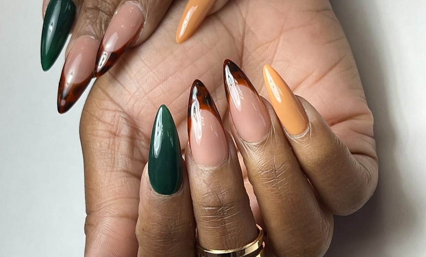 Image 8: Enjoy a Gel Manicure and Pedicure Combo