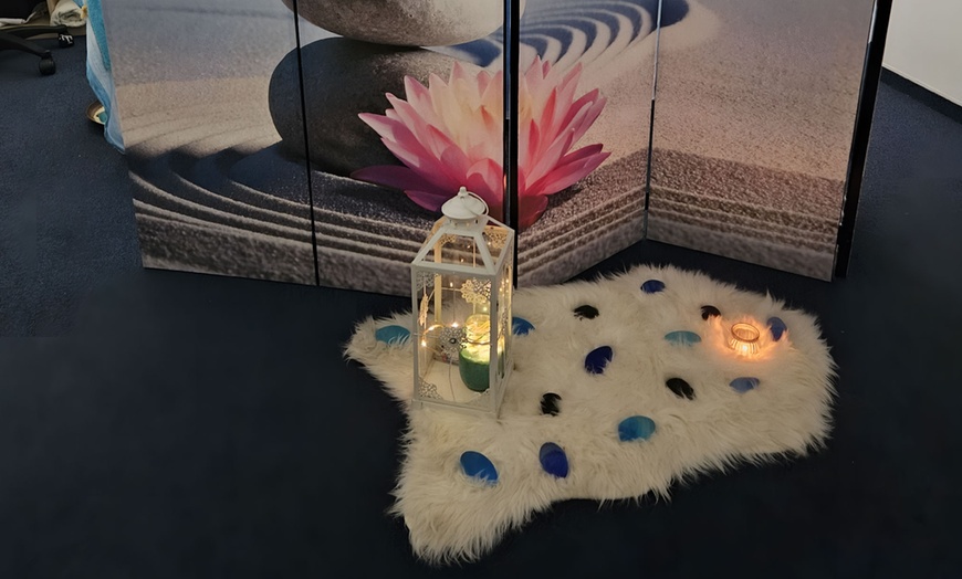 Image 2: Stap uit de drukte, relax modus aan: kies jouw ideale massage