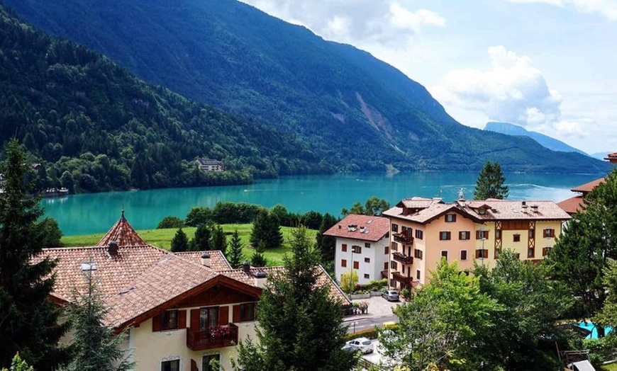 Image 2: Trento: soggiorno con mezza pensione, Spa e Trentino guest Card