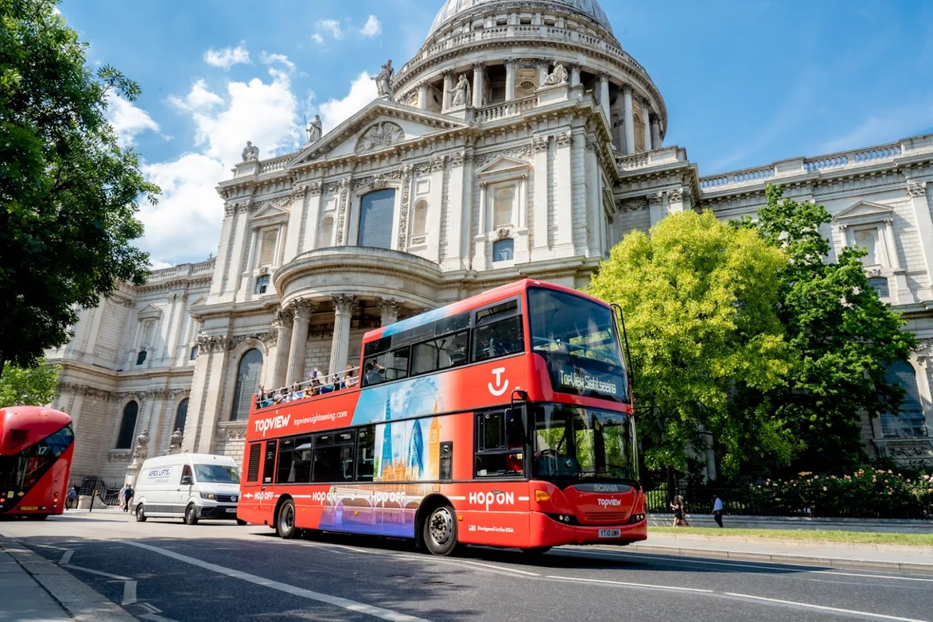 Up to 64% Off Hop-On Hop-Off London Bus Tour & Thames Cruise