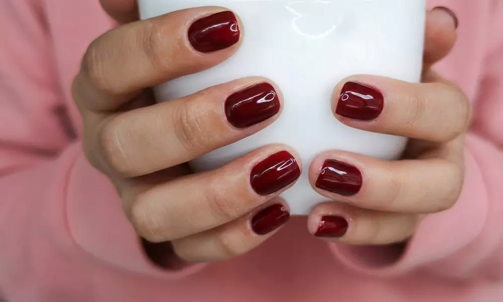 Sesión de manicura, pedicura exprés o primera puesta (gel o acrílico)