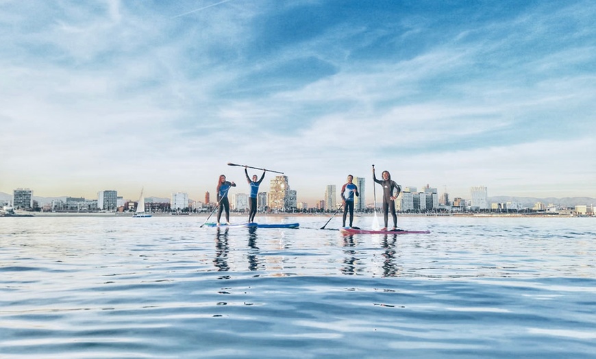 Image 7: Amanecer, atardecer o bautizo en paddlesurf con instructor para 1 o 2