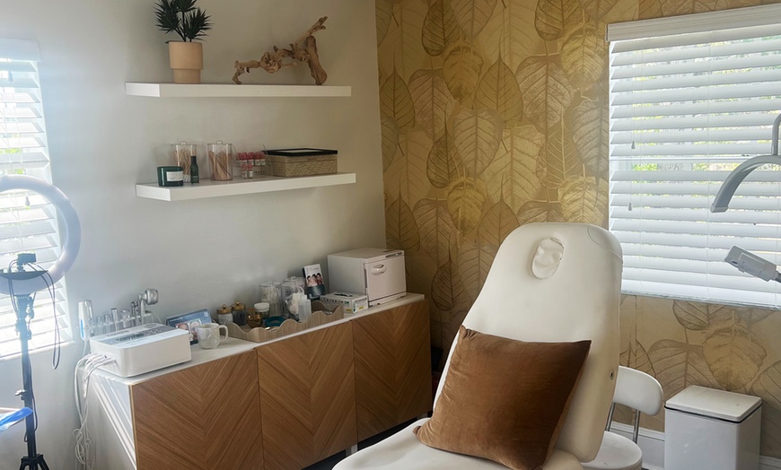 Image 2: 6 Sessions of Laser Hair Removal in Small, Medium, Large Areas & More