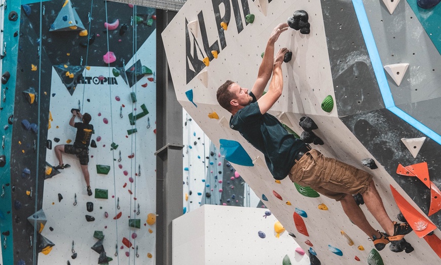 Image 1: Join Beginner Climber Basics for Up to Four, Free Membership Included