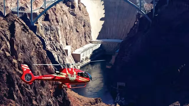 Las Vegas Strip Highlights HelicopterTour