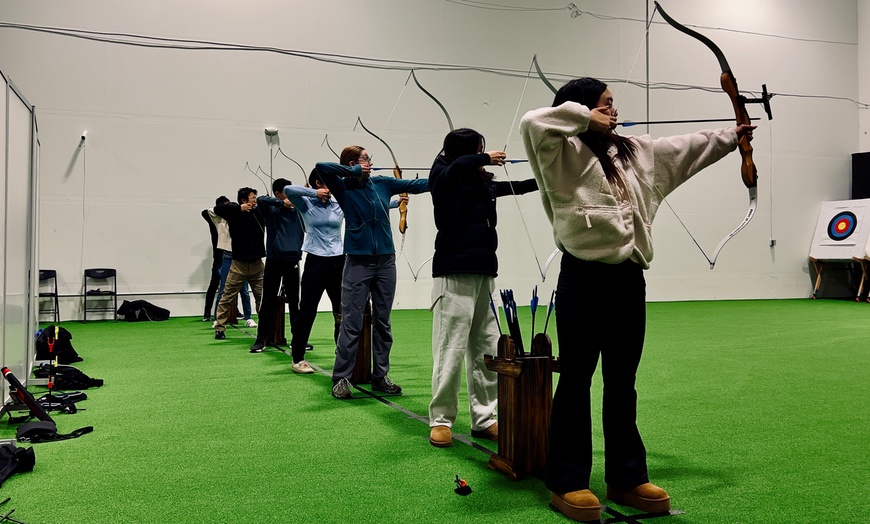 Image 4: Weekend Archery Fun for 2 to 4 People