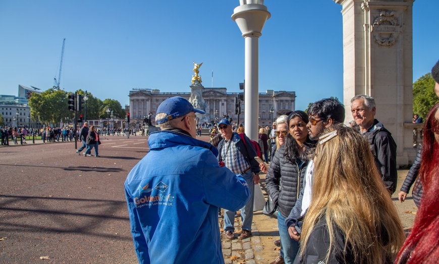 Image 2: Ticket to Royal Walking Tour + Optional Entry to Westminster Abbey