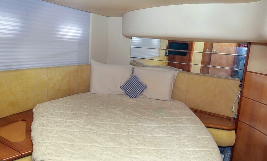 Image 8: Luxury Yacht Rental (34–65 Ft) for 10–18 Guests: 1–3 Hours
