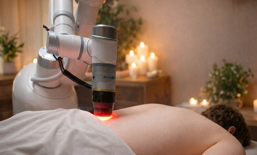 Image 2: 70-Minute AI and Therapist Hybrid Massage with Red Light Recovery