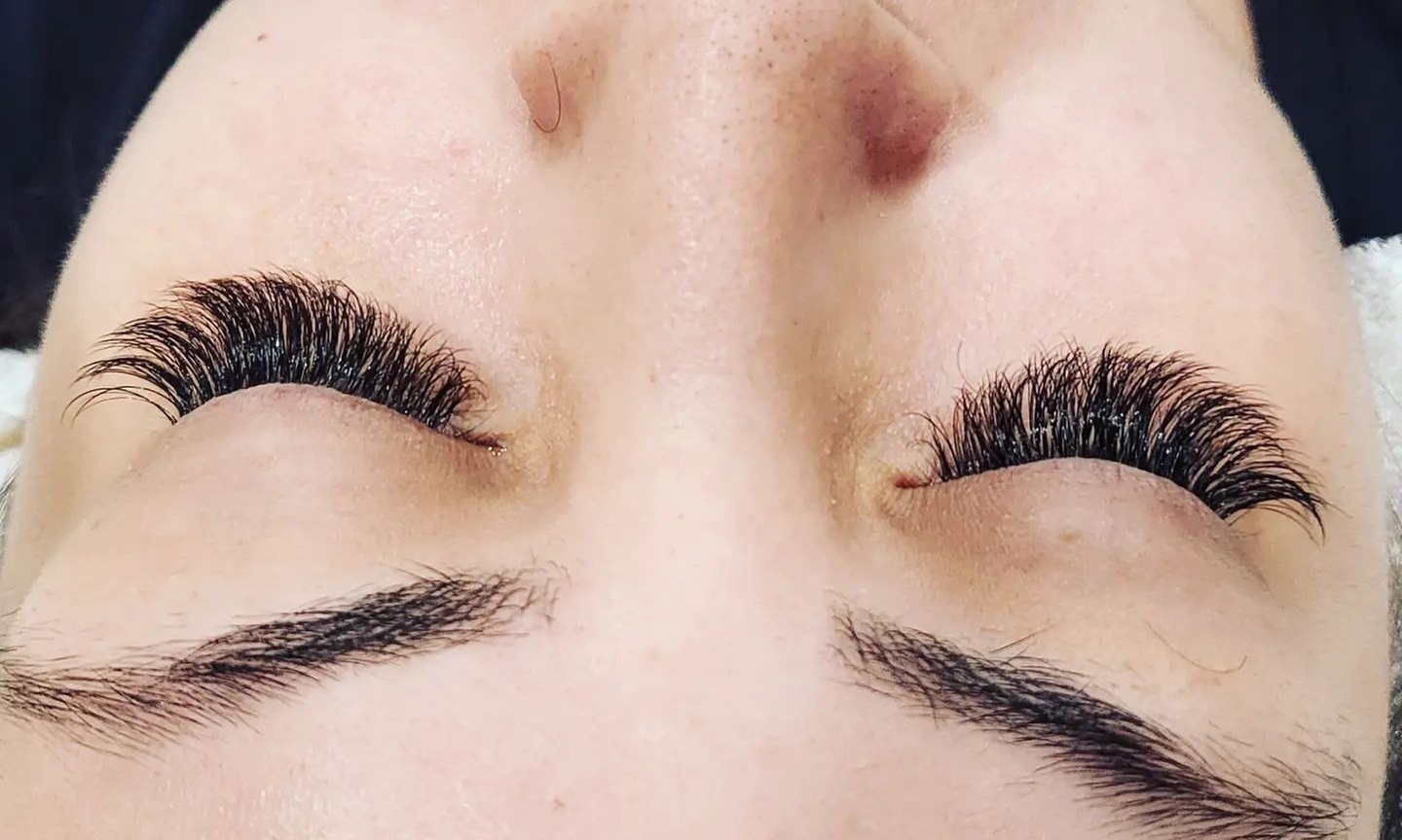 Transform Your Look with Eyelash Extensions