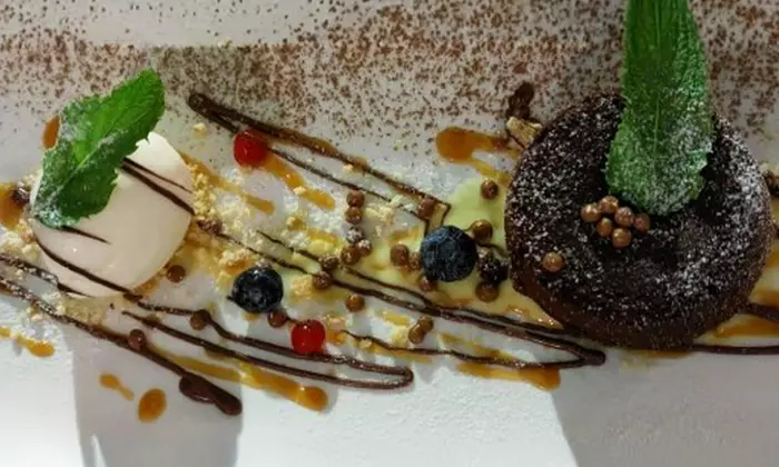 Saveurs provençales et plats maison au Suquet Première